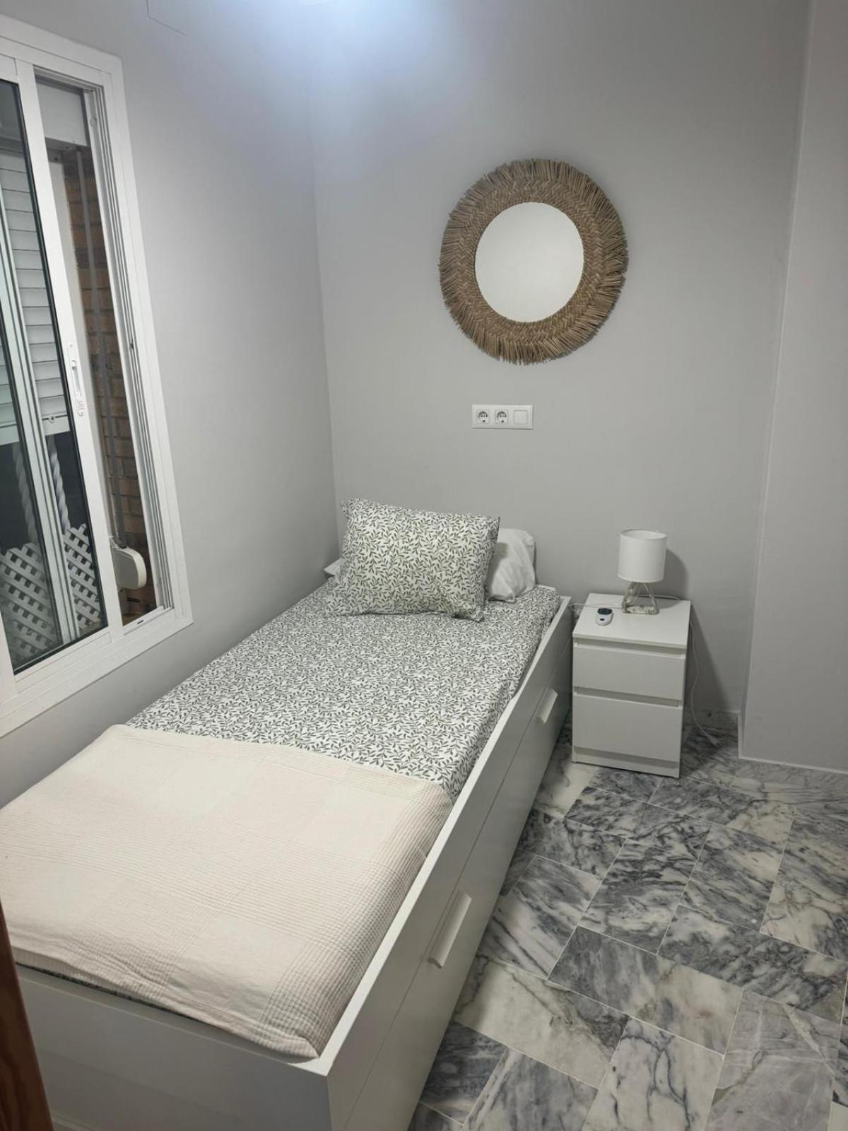 Golden Hour Grupo Ac Gestion Apartment Рота Екстериор снимка